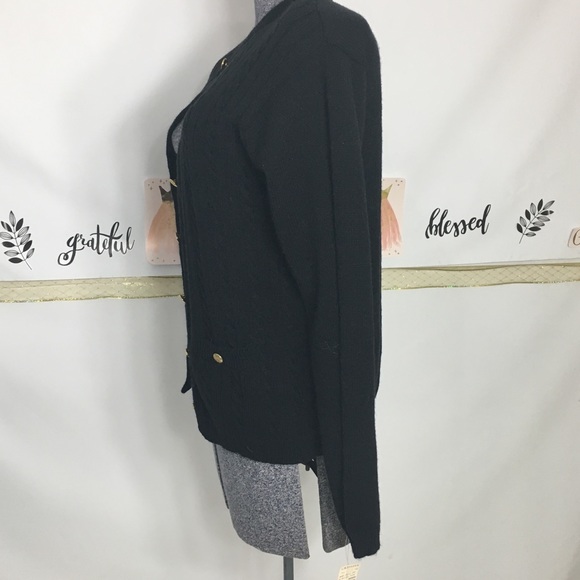 CHINAWEAR Black sweater /button closure - Picture 4 of 8